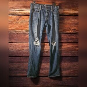 Hollister Men's Blue Ripped Straight Jeans